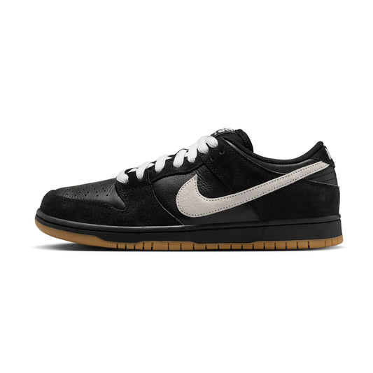 Nike SB Dunk black/white HF3704-003 side view